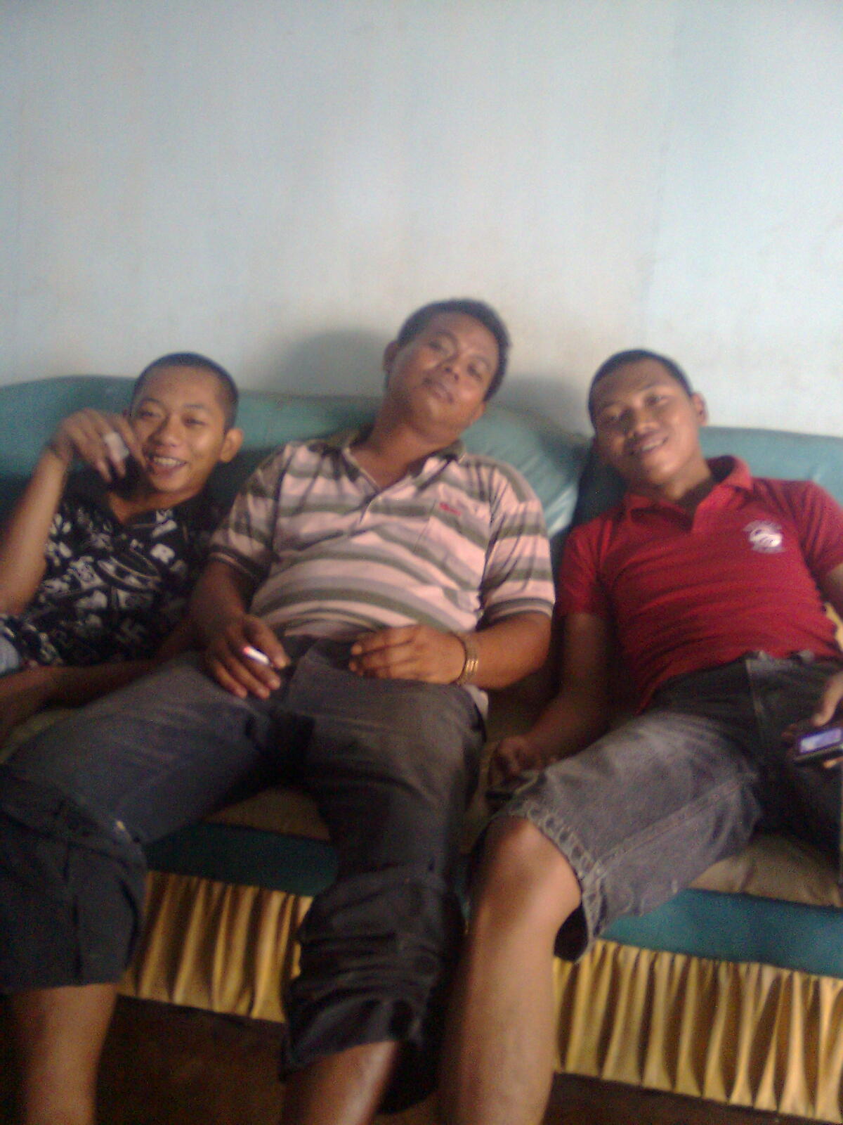 Tiga skawan